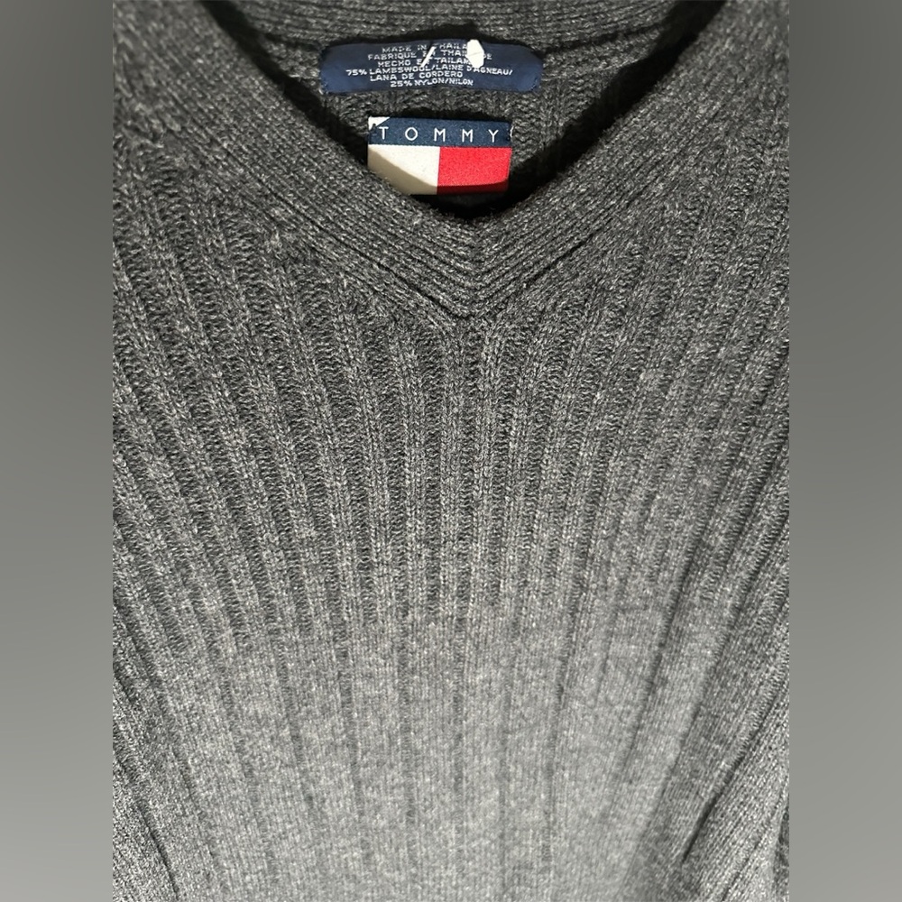 Tommy green sweater